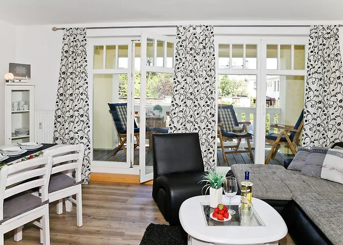 Appartement Parkblick - 01-10 *